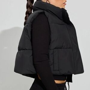 Garage | S Mini Puff Vest 2.0 Black Cropped